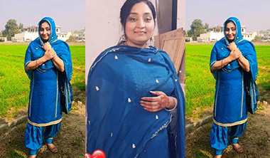 Tanker Horny Punjabi Milf Showing & Fingering Hard