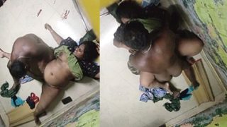 Dusky Tamil Housewife Tight Pussy CCTV Captured Clips