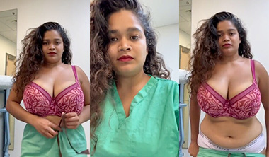 Indian Tanker Nurse Strip Teasing Big Boobs Showing HD