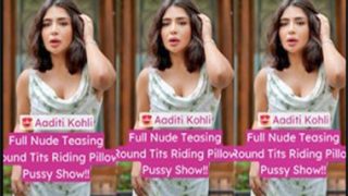 Insta Influencer Aaditi Kohli Fingering Hot Pussy