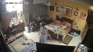 Bhabhi After Bath Changing Dress CCTV Captured Nude Pussy