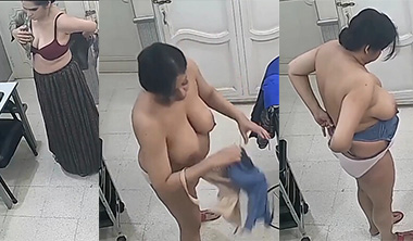 Indian Bhabhi On Parlor – Changing Clothes CCTV Xxx