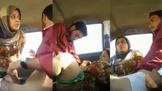 Kerala Muslim Aunty Ka – Blowjob Fucking In Car Leaked Nude